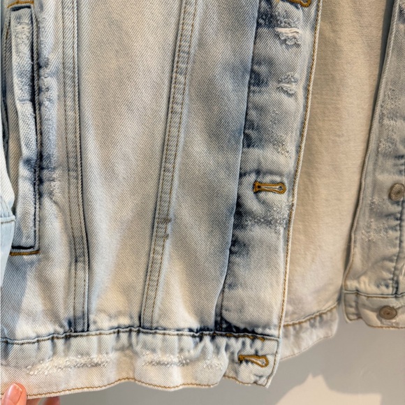 Free People Long Distressed Denim Jacket ✨ - Picture 4 of 7